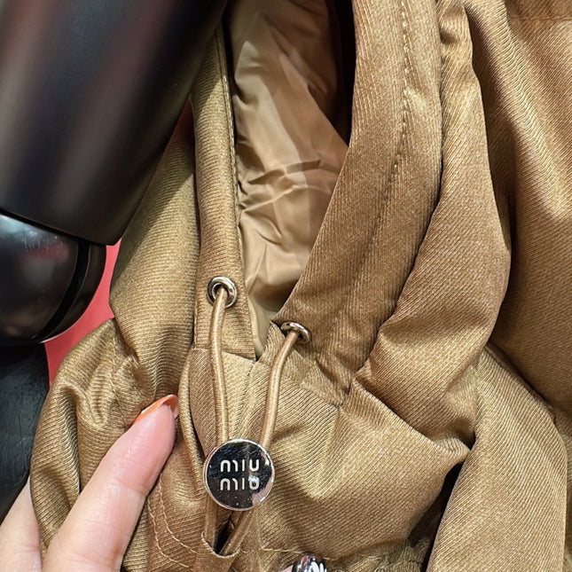 MIUMIU PUFFER VEST STYLE 565