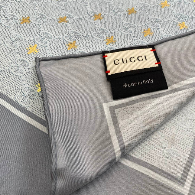 GUCCI 25S SCARF 90 IN SILK 709694