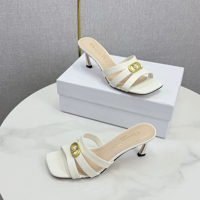 DIOR 26S 30 MONTAIGNE HIGH-HEELED IN WHITE CALFSKIN GOLD HARDWARE