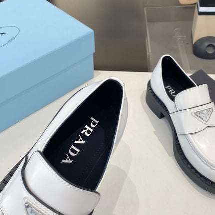 PRADA 26S LOAFERS IN WHITE CALFSKIN WITH LOGO