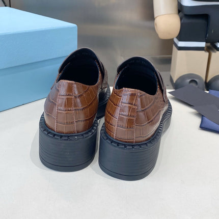 PRADA 26S LOAFERS IN DARK BROWN CROCODILE PRINT CALFSKIN