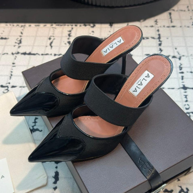 ALAIA HIGH HEEL 9 CM IN BLACK CALFSKIN