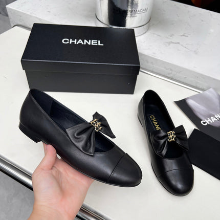 CHANEL 25S MARY JANES IN BLACK CALFSKIN WITH BOW GOLD HARDWARE