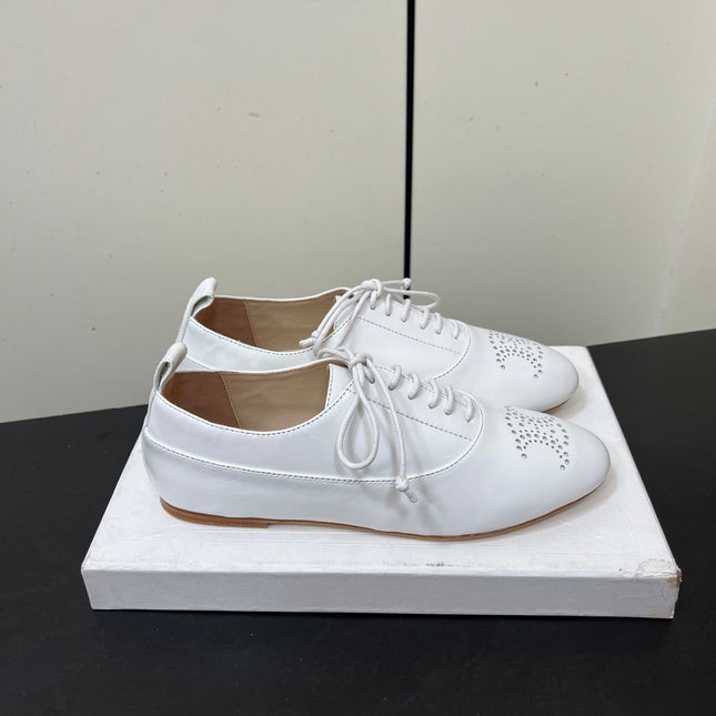 CELINE 26S MINIMAL LACE-UP SHOES IN WHITE CALFSKIN