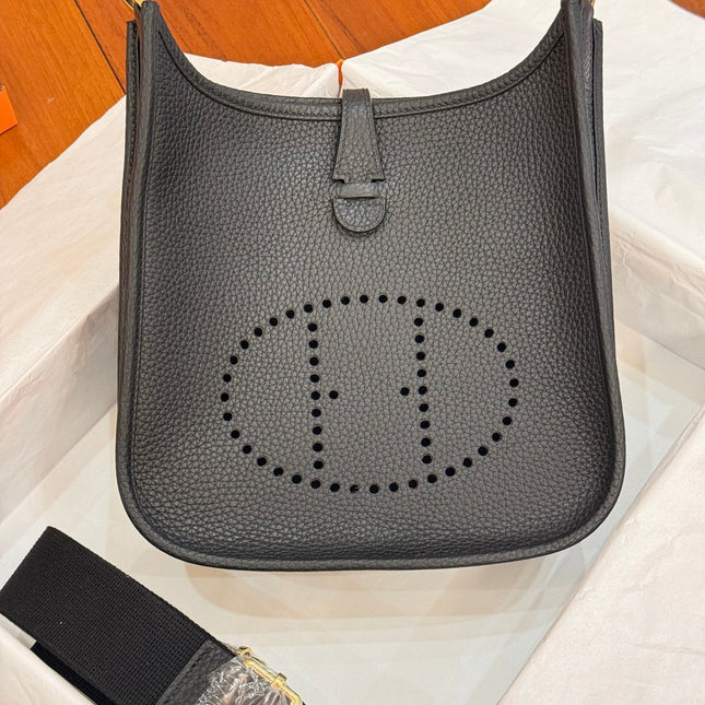 HM 26S EVELYNE BAG 23MM IN BLACK GRAINED CALFSKIN