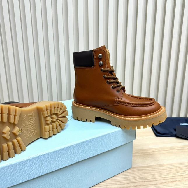 PRADA 25S LACE-UP ANKLE BOOTS IN BROWN CALFSKIN
