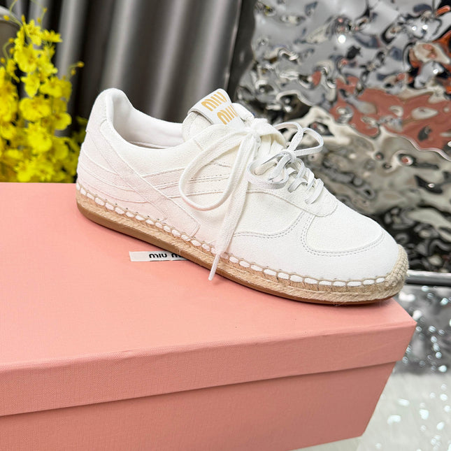 MIUMIU 26S SNEAKERS IN WHITE SUEDE