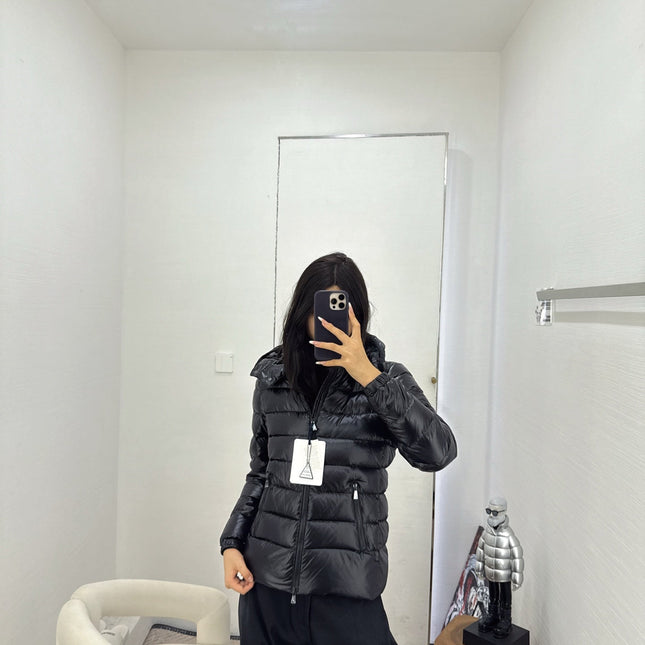 MONCLER 25S SHORT DOWN JACKET 326