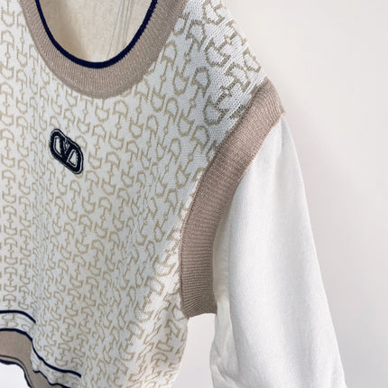 VALENTINO 26S SHORT-SLEEVE SWEATER STYLE 109