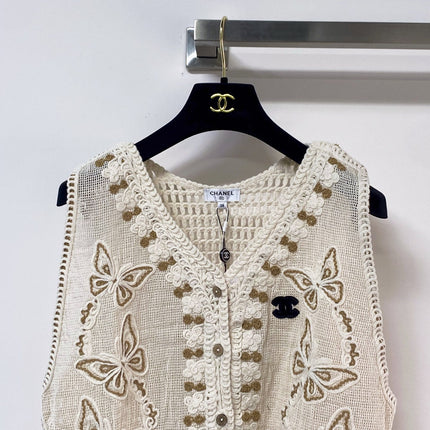 CHANEL 26S SLEEVELESS SWEATER STYLE 1053