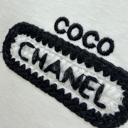 CHANEL 26S LONG-SLEEVE CREW NECK T-SHIRT 776