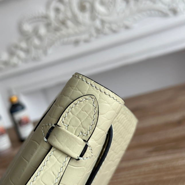 HM 26S KELLY MINI 22MM IN BEIGE CROC EMBOSSED CALFSKIN SILVER KELLY BUCKLE