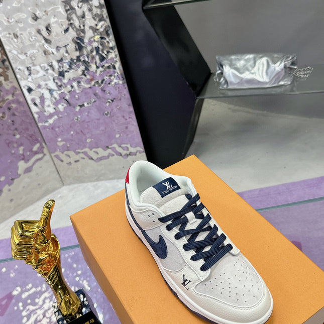 LV 26S DUNK LOW SNEAKERS IN WHITE NAVY CALFSKIN AND SUEDE