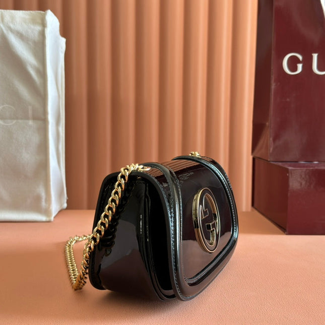 SMALL BLONDIE SHOULDER BAG 21.5 IN BLACK PATENT CALFSKIN