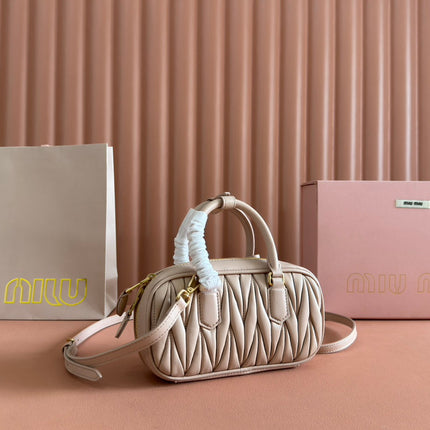 ARCADIE MATELASSÉ BAG 19 IN NUDE CALFSKIN GOLD HARDWARE