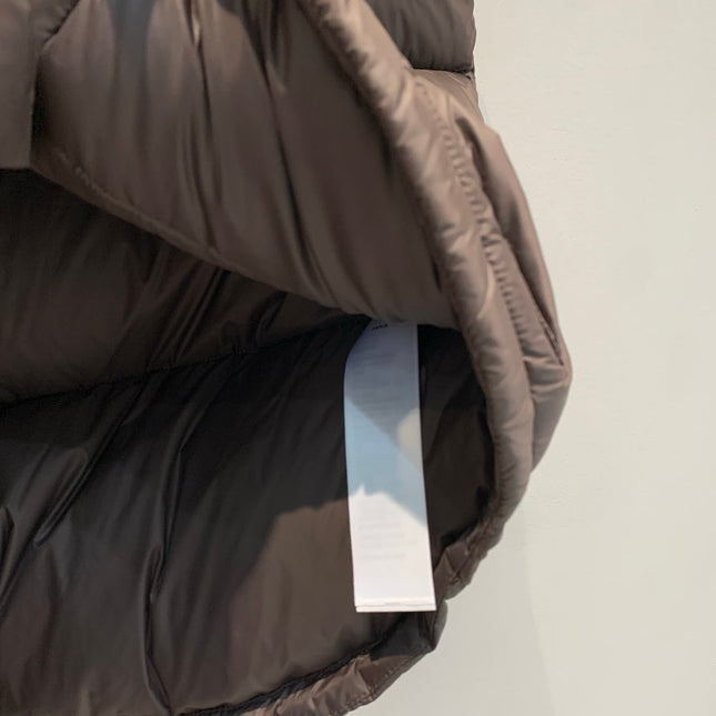 CELINE 26S DOWN VEST STYLE 64
