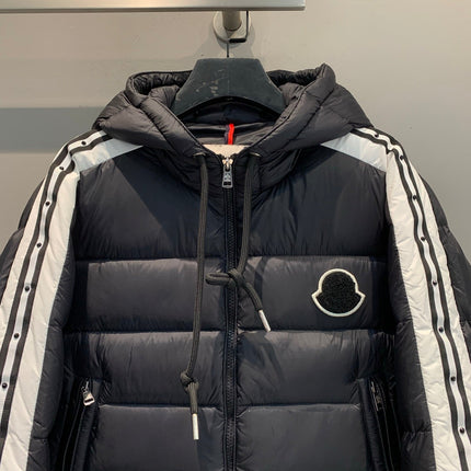 MONCLER 25S DOWN JACKET 371