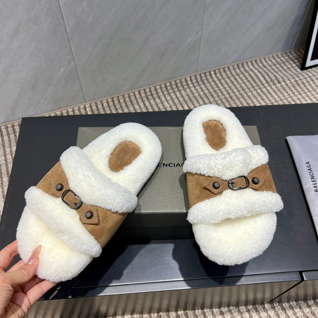BALENCIAGA 25S SLIPPERS IN LIGHT BROWN SUEDE AND WHITE WOOL