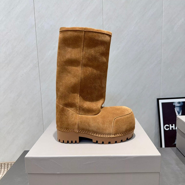 BALENCIAGA 25S BOOTS PLATFORM HEEL IN BROWN SUEDE STYLE 4