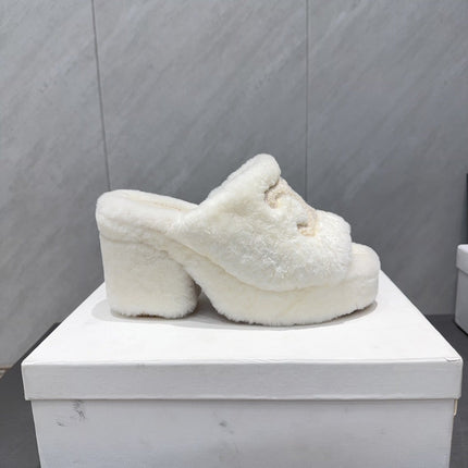 CELINE 26S HIGH-HEEL SANDALS IN WHITE PURE WOOL