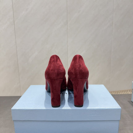 PRADA 26S SQUARE TOE HIGH HEELS 85MM IN DARK RED SUEDE WITH LOGO
