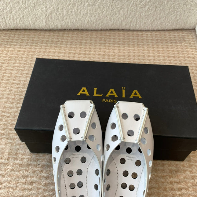 PERFO BALLET FLATS IN WHITE CALFSKIN