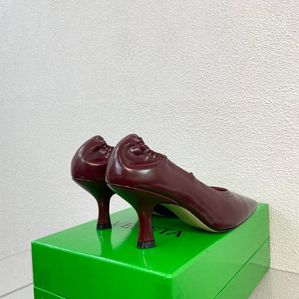 SHARP CHAIN PUMP 6 CM IN MAHOGANY RED CALFSKIN