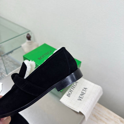 BOTTEGA VENETA 26S LOAFERS IN BLACK SUEDE AND WHITE WOOL