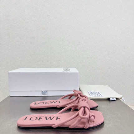LOEWE 26S FLAMENCO KNOT SANDAL IN PINK CALFSKIN
