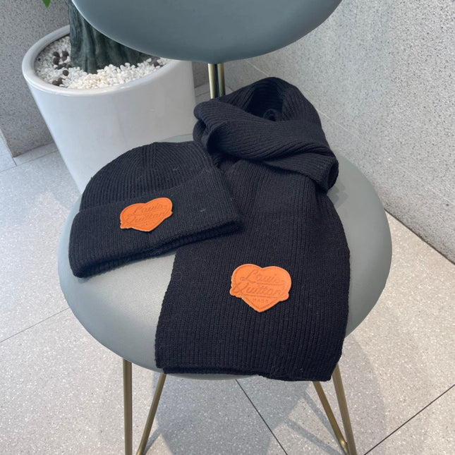 SET SCARF AND HAT IN BLACK WOOL 414794