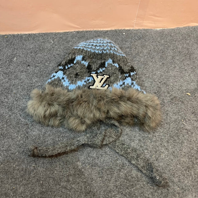KNITTED WOOL HAT COLORFUL 436582