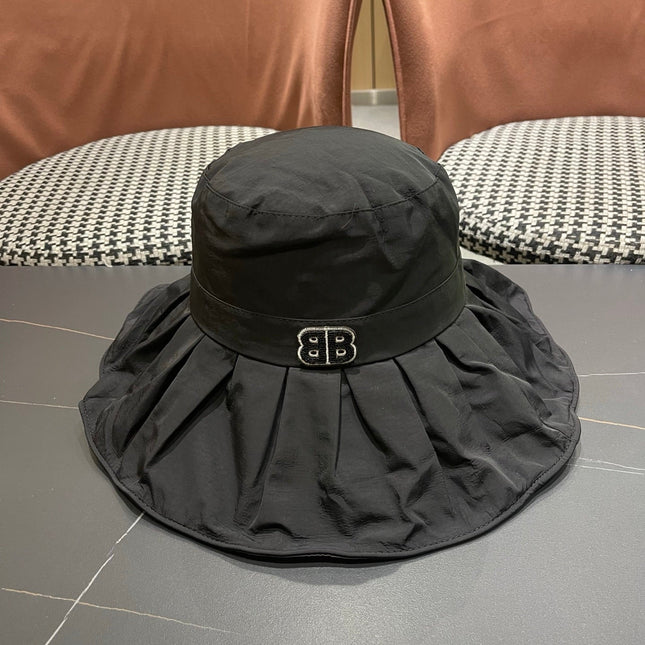 BALENCIAGA 26S WIDE-BRIMMED HAT STYLE 57