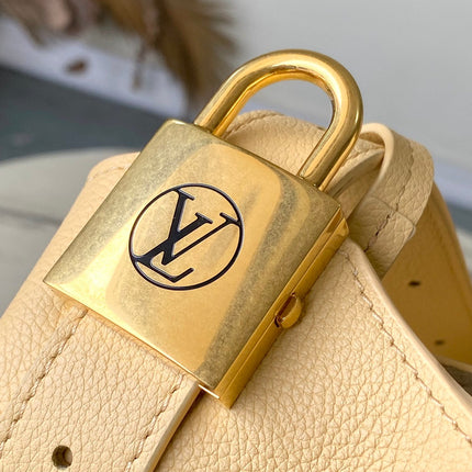 LOW KEY HOBO PM 28 IN URBAN YELLOW CALFSKIN GOLD BUCKLE