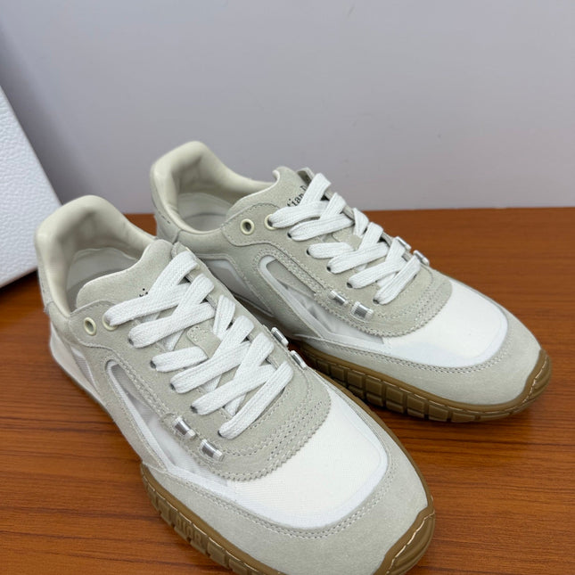 DIOR 26S SNEAKERS IN WHITE AND GRAY SUEDE AND FABRIC