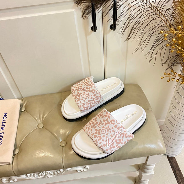 LV 26S PILLOW COMFORT MULES IN WHITE AND DUSTY ROSE CANVAS