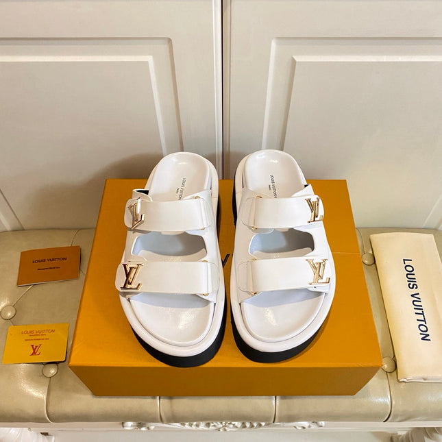 LV 26S WEDGE SLIDES 45 MM IN WHITE CALFSKIN
