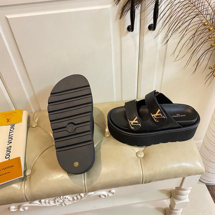 LV 26S WEDGE SLIDES 45 MM IN BLACK CALFSKIN