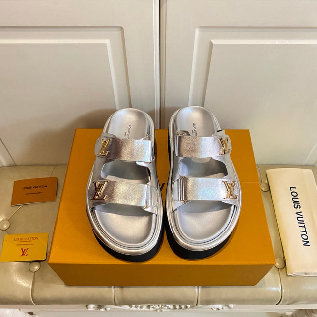 LV 26S WEDGE SLIDES 45 MM IN SILVER CALFSKIN