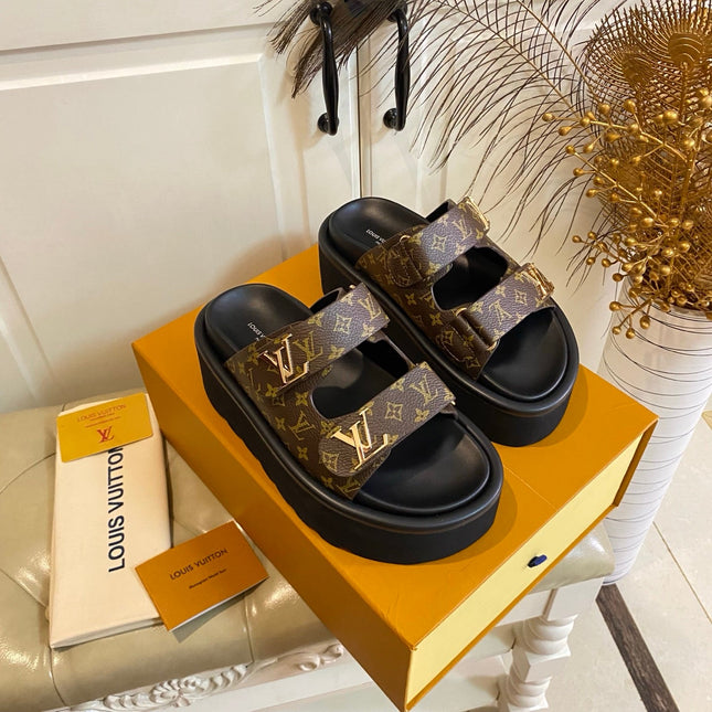 LV 26S WEDGE SLIDES 45 MM IN DARK BROWN MONOGRAM COATED CANVAS