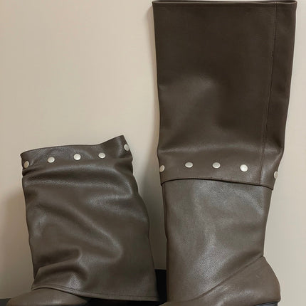 ALO 25S PALOMA WOOL TIERED BOOTS IN DARK BROWN LAMBSKIN WITH STUD