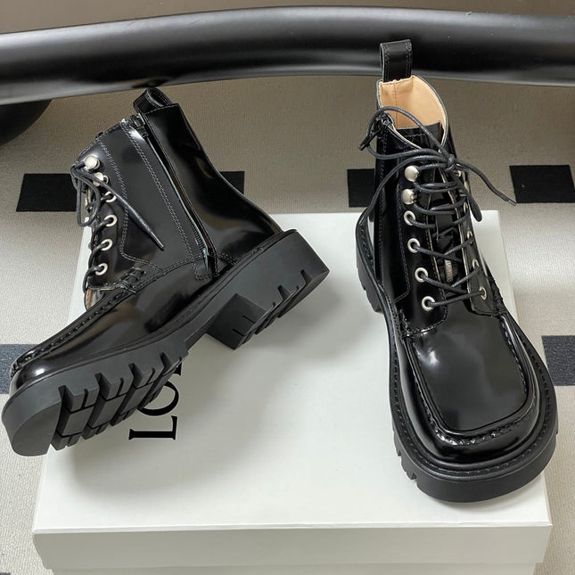 LOEWE 26S ANKLE BOOTS IN BLACK PATENT CALFSKIN