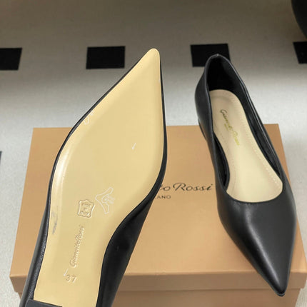 GIANVITO ROSSI 26S FLATS IN BLACK CALFSKIN