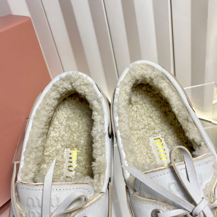 MIUMIU 26S FUR BOAT SHOES IN LIGHT GRAY CALFSKIN