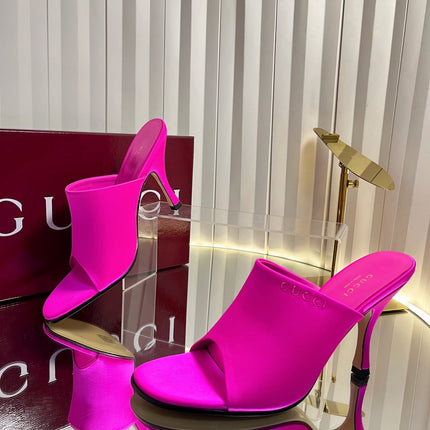 GUCCI 26S HIGH-HEELED SANDALS 100 MM IN DARK PINK SATIN