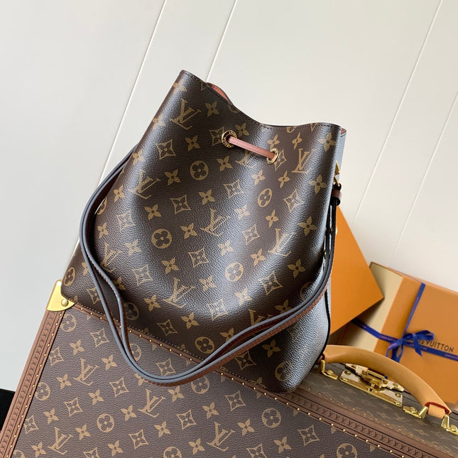 LV 26S GASTON BAG 26 IN BROWN MONOGRAM CANVAS STYLE 1