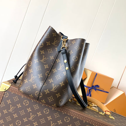 LV 26S GASTON BAG 26 IN BROWN MONOGRAM CANVAS STYLE 3