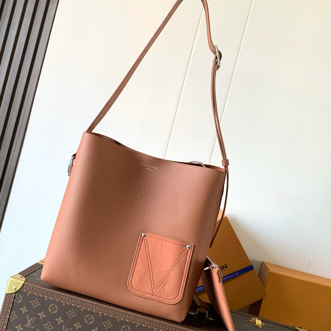 LV 26S VERSO HOBO BAG 33 IN BURNT ORANGE CALFSKIN