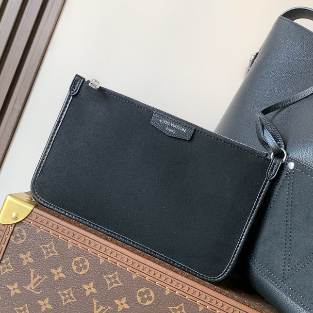 LV 26S VERSO HOBO BAG 33 IN BLACK CALFSKIN
