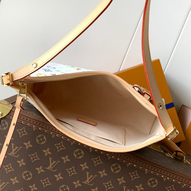 LV 26S CARRYALL EAST WEST BAG 36 IN WHITE CANVAS FABRIC
