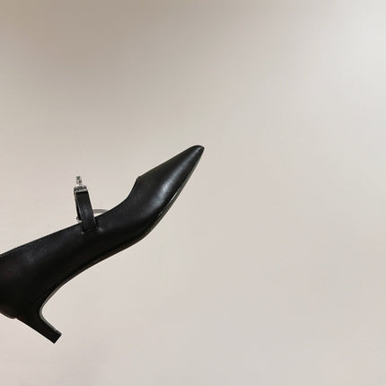 HM KIARA FLAT PUMP IN BLACK CALFSKIN